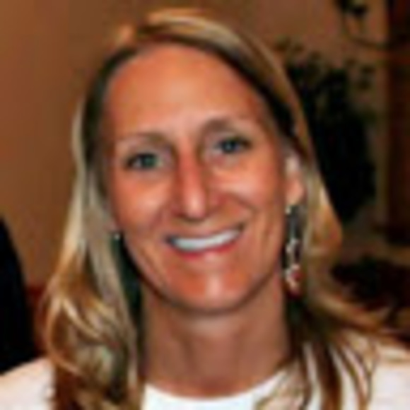 Meet your Posher, Lynne - Picture 1 of 1